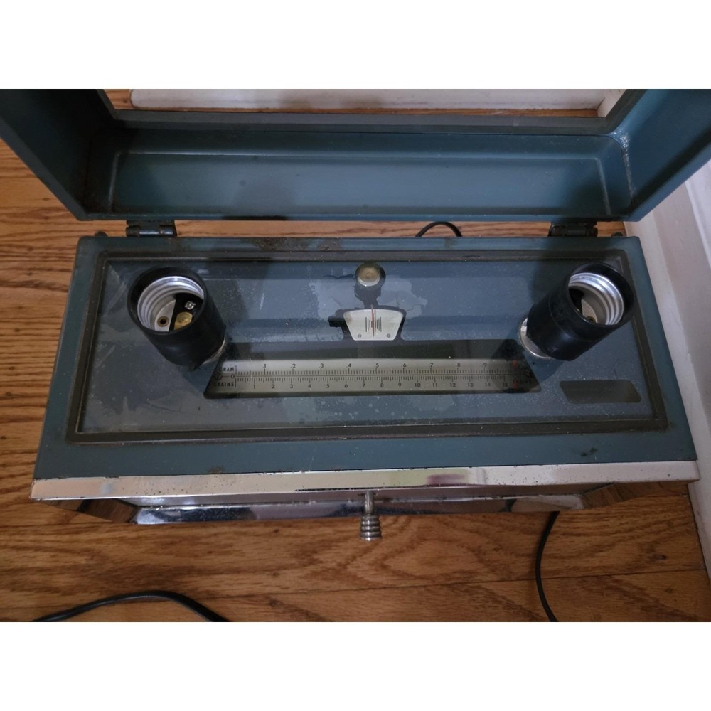Repurposed Atompunk Troemer Scale Lamp Fallout Style Nuclear Warning Light LED - Picture 7 of 17